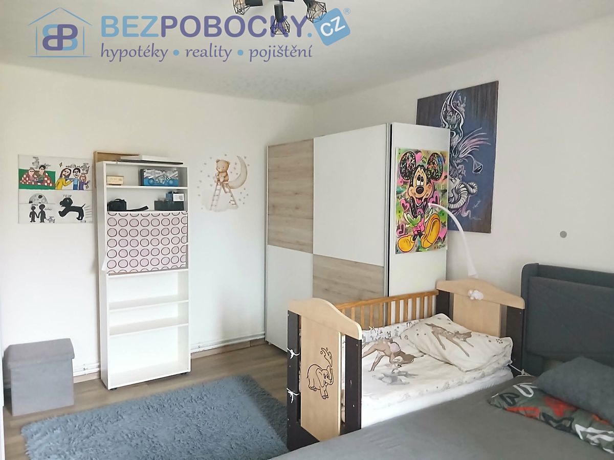 Prodej rodinného domu 80 m², pozemek 388 m² – fotografie 3