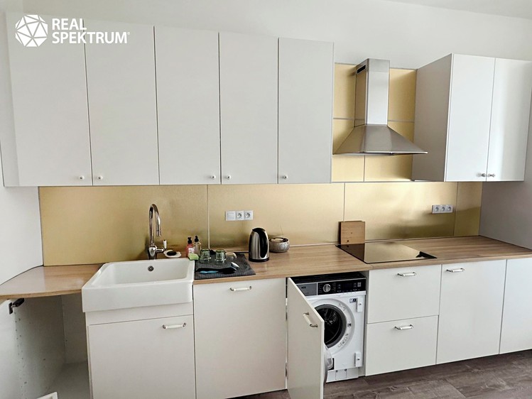 Комерційне приміщення на продаж, 1 790 м² (19 з 41)