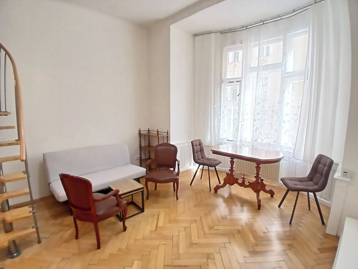 Pronájem bytu 1+kk 30 m²