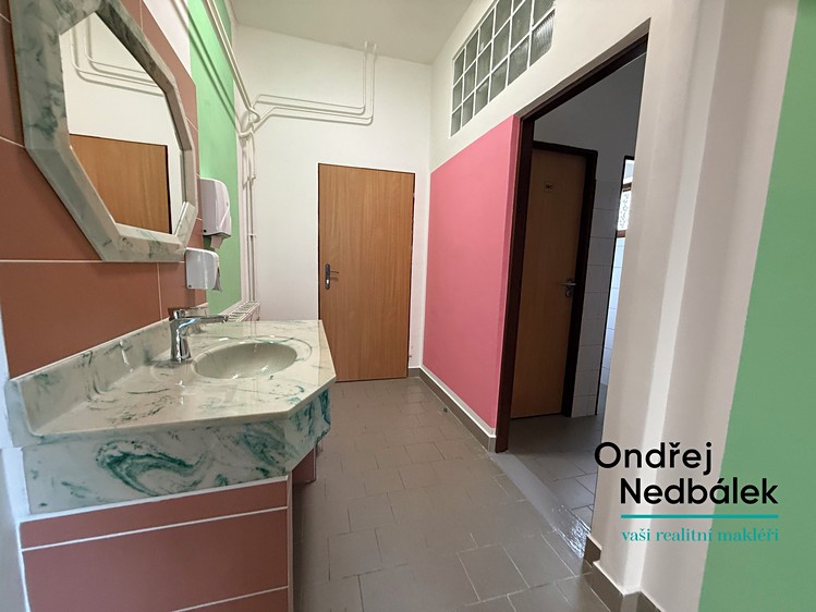 Комерційне приміщення в оренду, 135 м² (9 з 9)