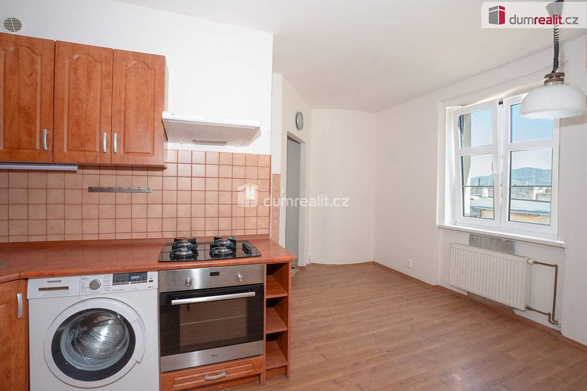 Pronájem bytu 2+kk 32 m² – fotografie 4