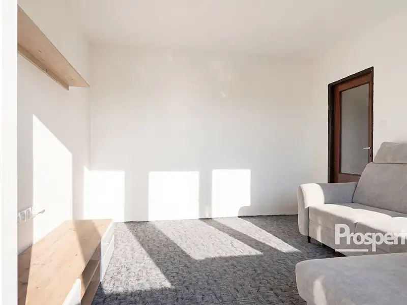 Prodej bytu 4+1 79 m², Praha – náhled fotky 3