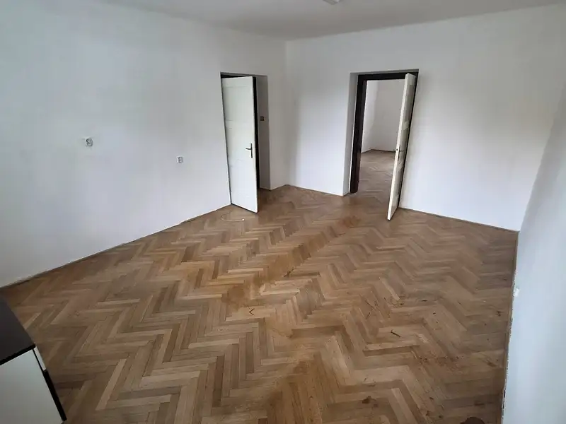Prodej bytu 3+1 120 m², Opava – náhled fotky 3