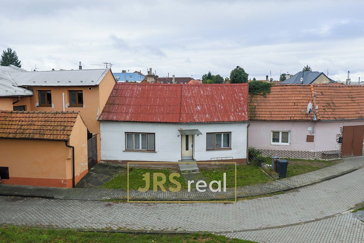 Prodej stavebního pozemku 220 m² – fotografie 2