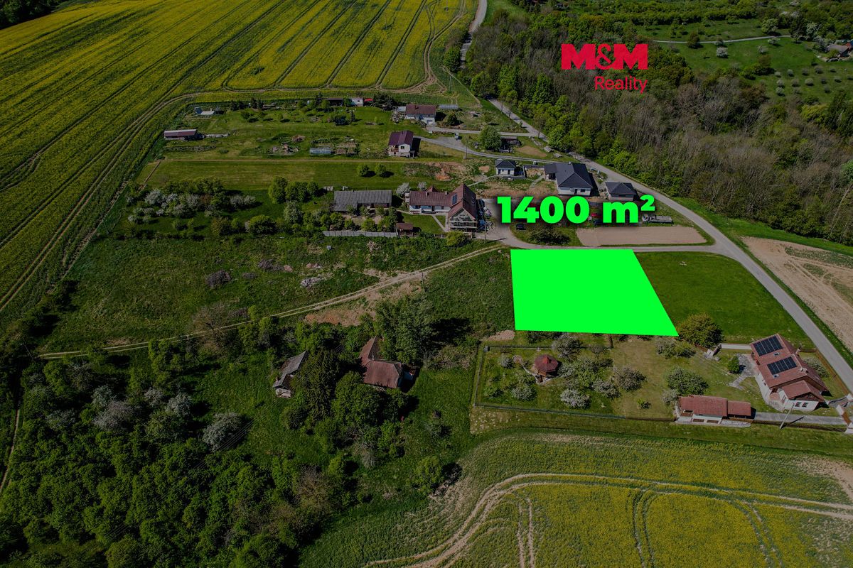 Prodej stavebního pozemku 1400 m²