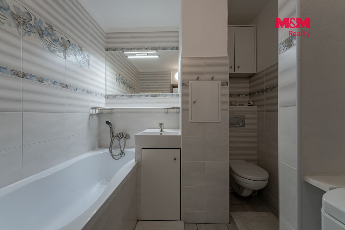Pronájem bytu 2+kk 37 m² – fotografie 2