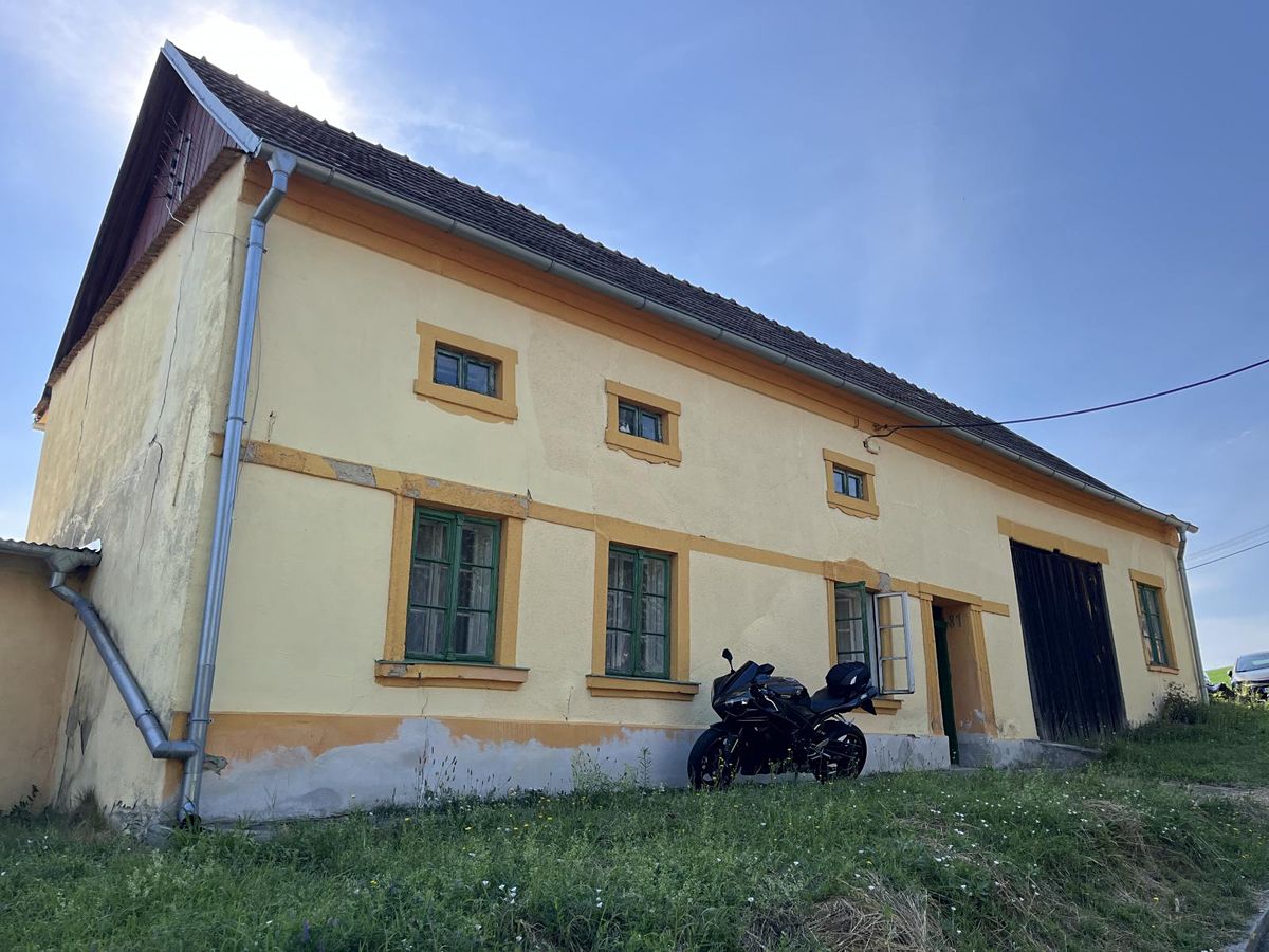 Prodej chalupy 90 m², pozemek 251 m²