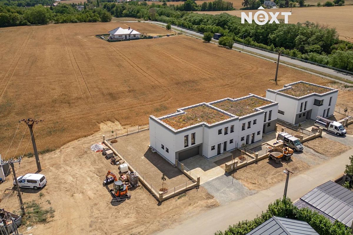 Prodej rodinného domu 194 m², pozemek 447 m² – fotografie 4