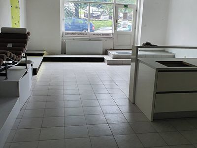 Pronájem obchodního prostoru 60 m²