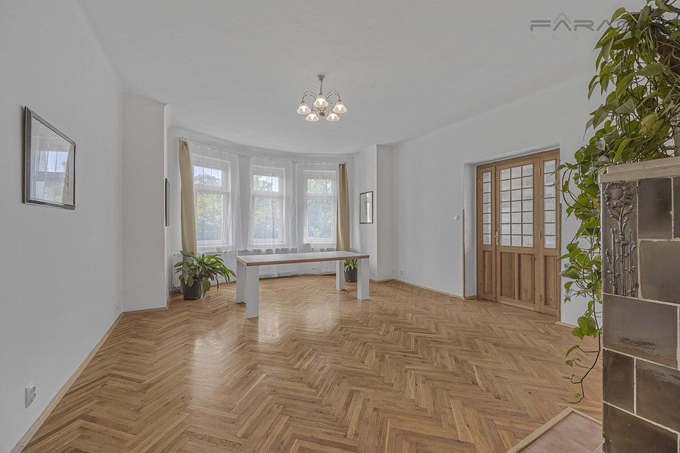 Pronájem bytu 3+1 116 m² – fotografie 2