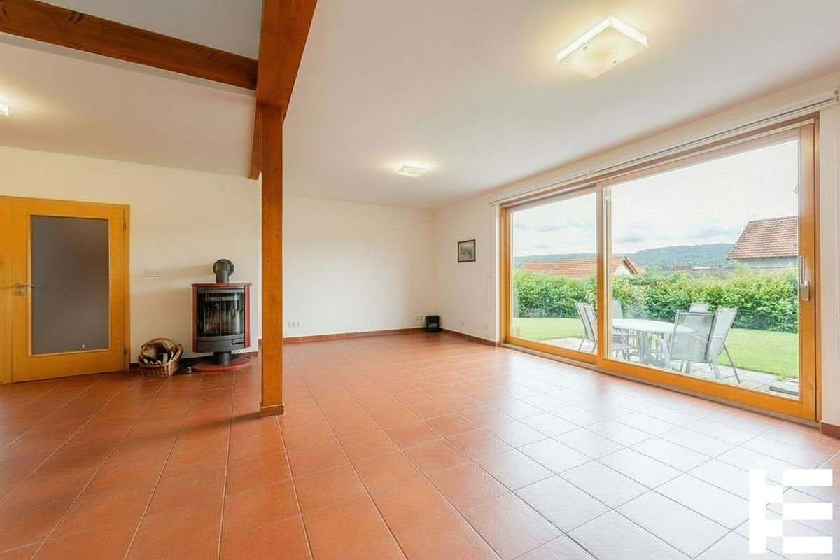 Prodej rodinného domu 151 m², pozemek 977 m² – fotografie 4