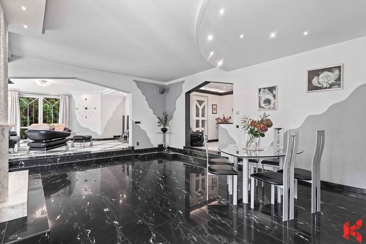 Prodej vily 358 m², pozemek 1157 m² – fotografie 5