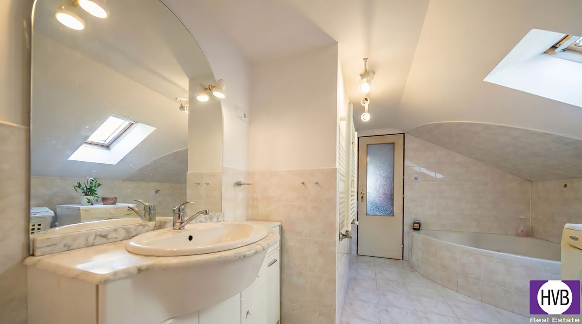Prodej rodinného domu 170 m², pozemek 347 m² – fotografie 5