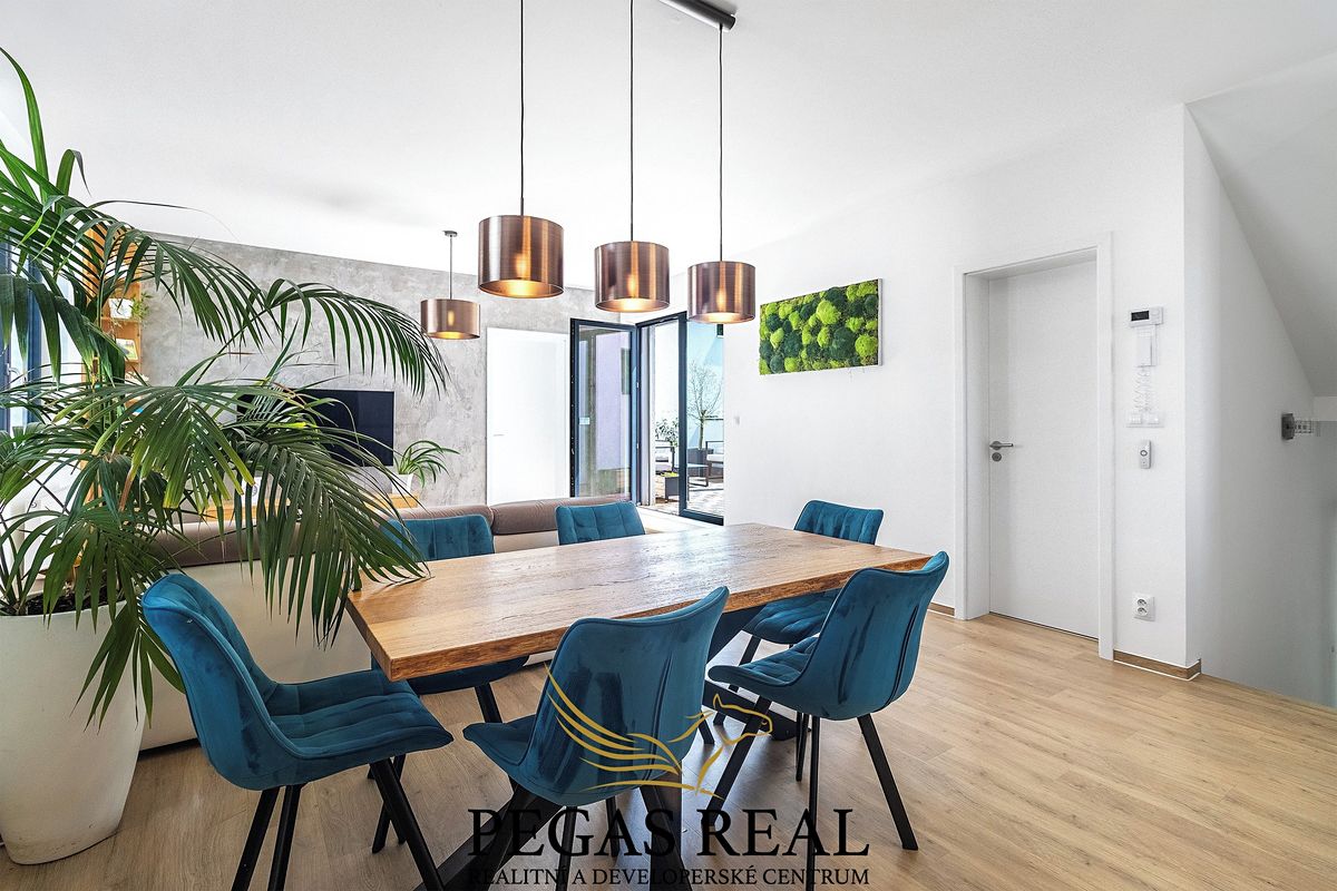 Prodej bytu 4+kk 113 m² – fotografie 3