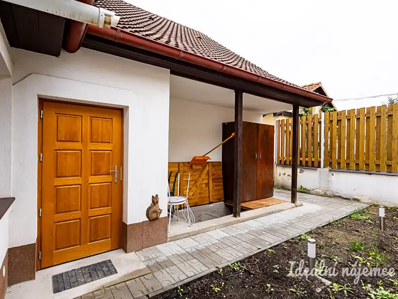 Pronájem rodinného domu 140 m², pozemek 103 m², Brandýs nad Labem-Stará Boleslav – náhled fotky 2