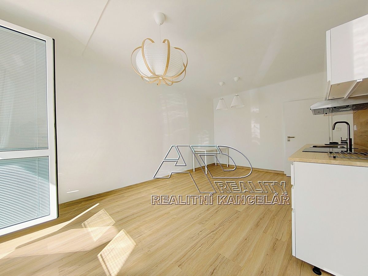 Pronájem bytu 2+kk 49 m² – fotografie 5