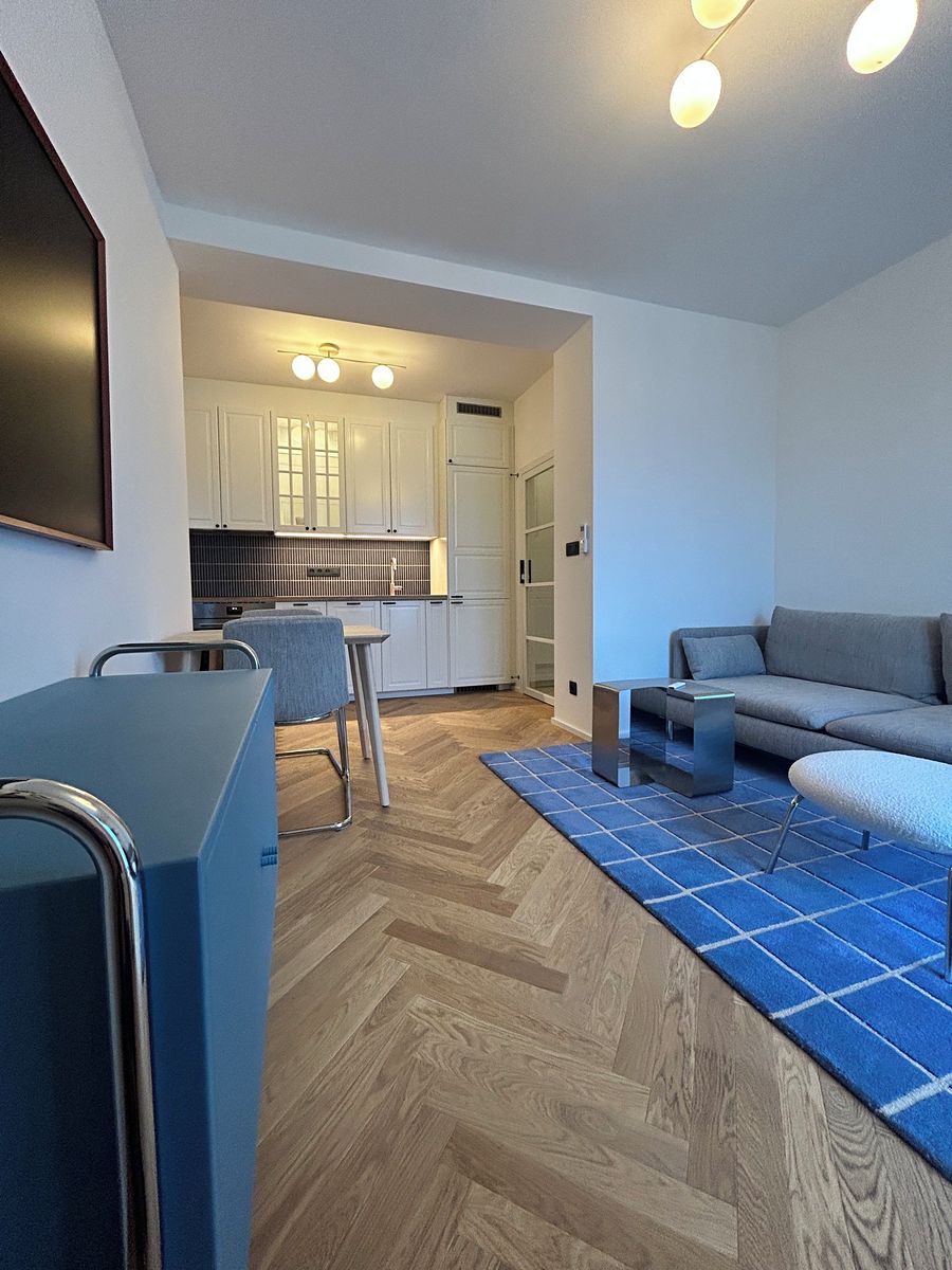 Pronájem bytu 2+kk 55 m² – fotografie 2