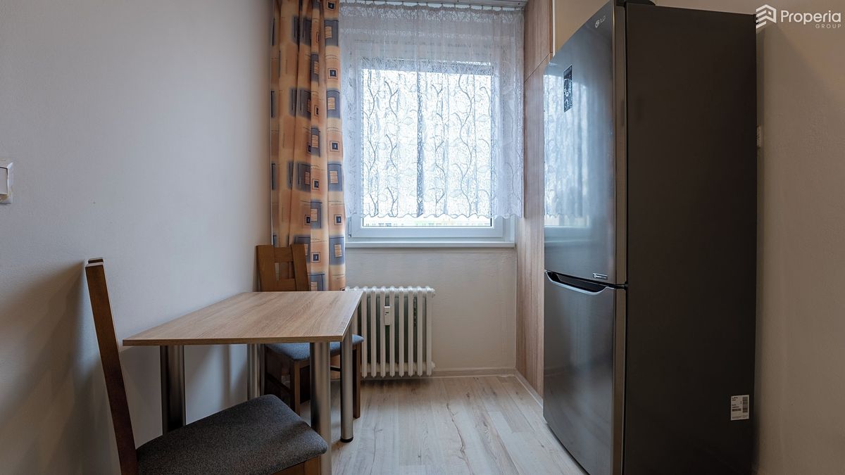 Pronájem bytu 2+1 45 m² – fotografie 3