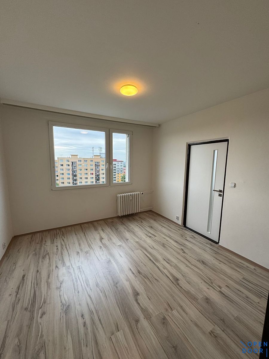 Pronájem bytu 1+1 35 m² – fotografie 5