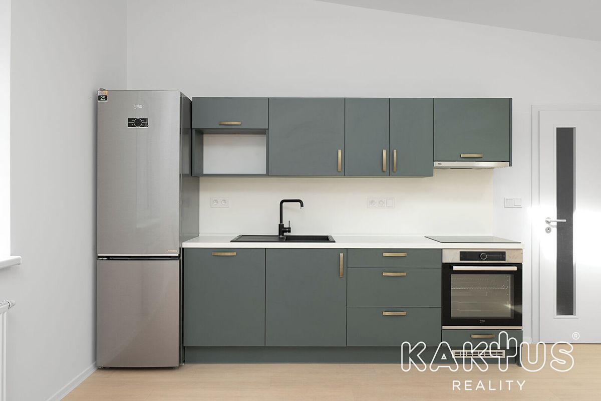 Pronájem bytu 2+kk 72 m² – fotografie 4