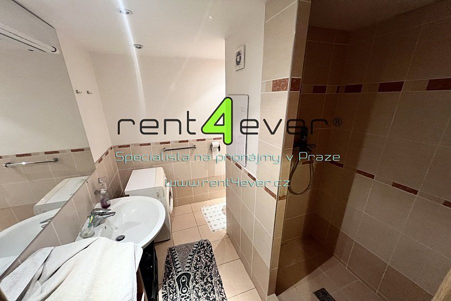 Pronájem bytu 2+kk 43 m² – fotografie 5