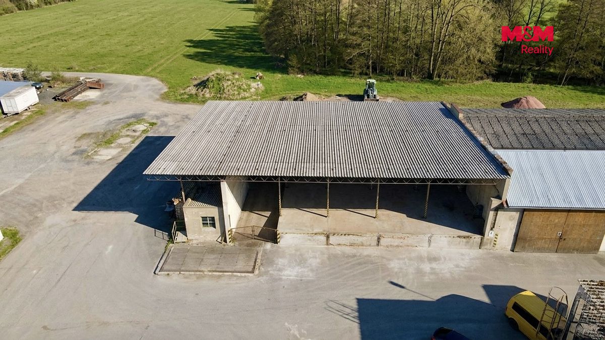 Pronájem komerčního pozemku 323 m² – fotografie 3
