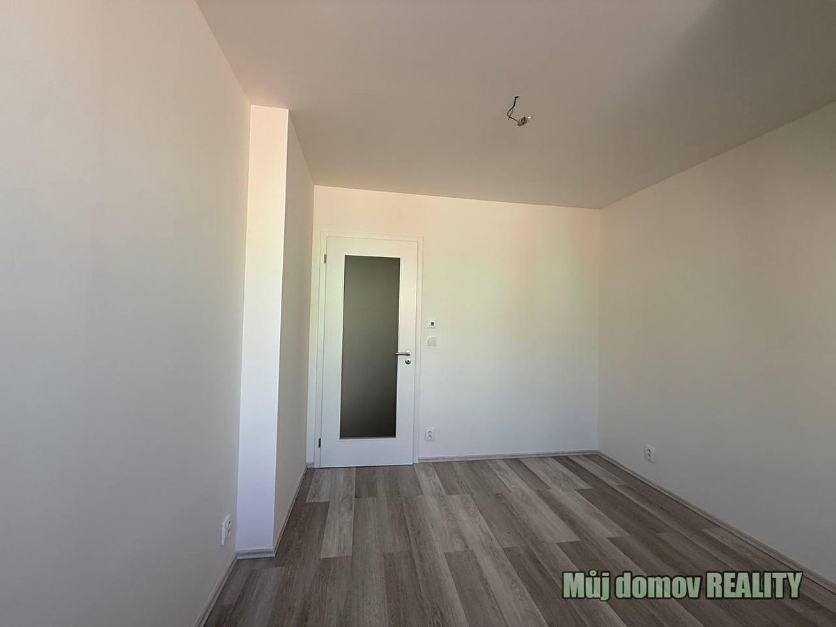 Pronájem bytu 1+1 31 m² – fotografie 5