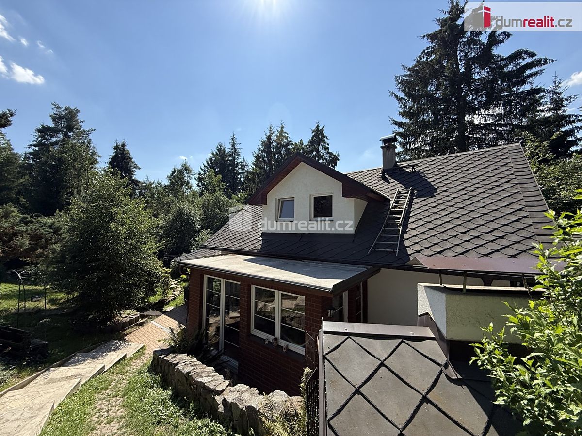 Prodej rodinného domu 120 m², pozemek 1717 m² – fotografie 3
