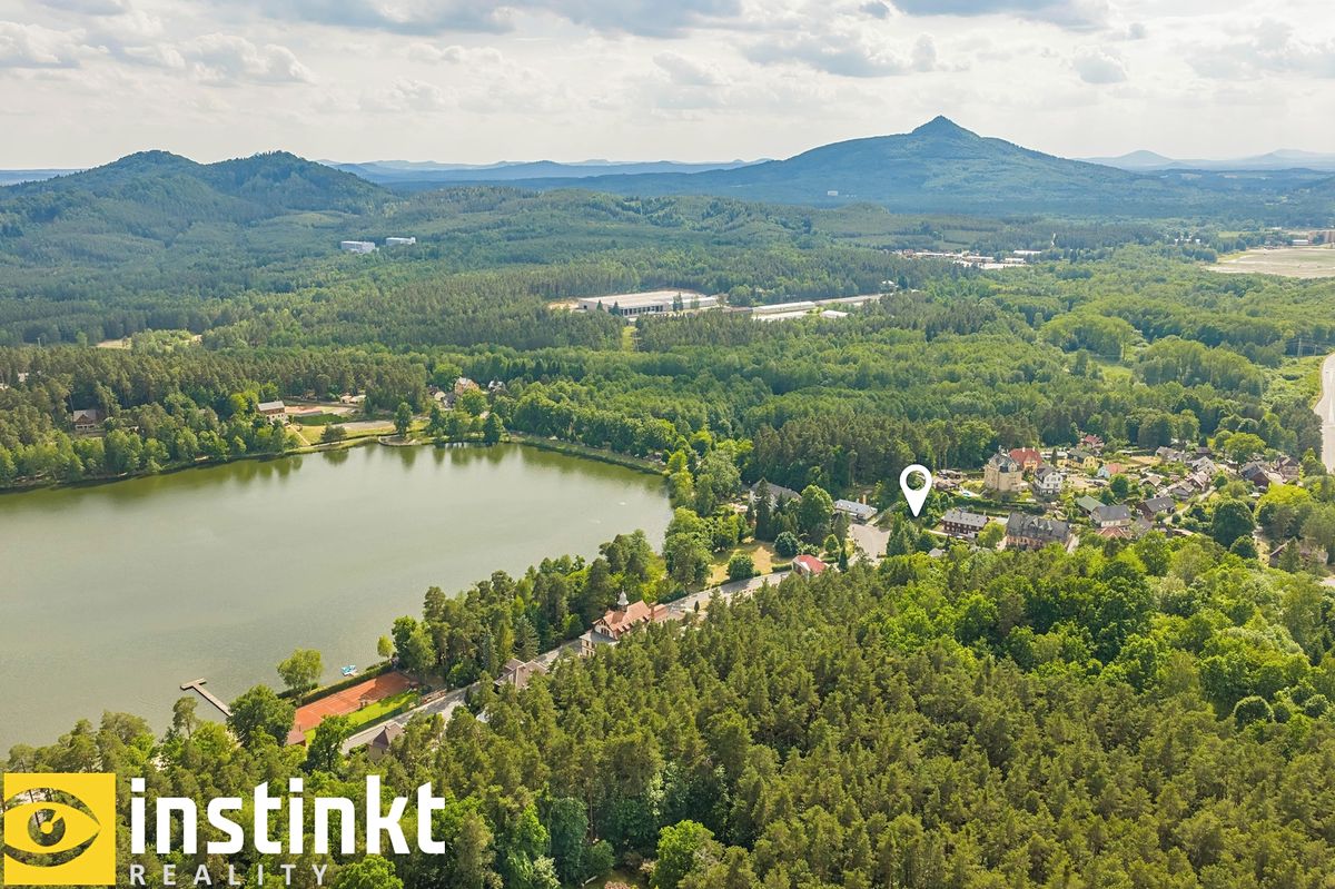 Prodej stavebního pozemku 1053 m² – fotografie 3