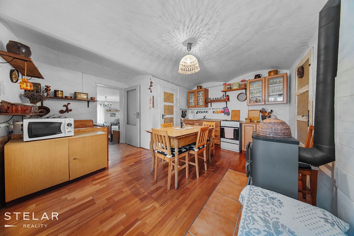 Prodej rodinného domu 140 m², pozemek 315 m² – fotografie 4