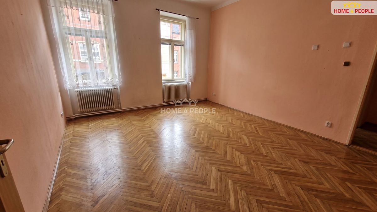 Pronájem bytu 2+1 57 m² – fotografie 3