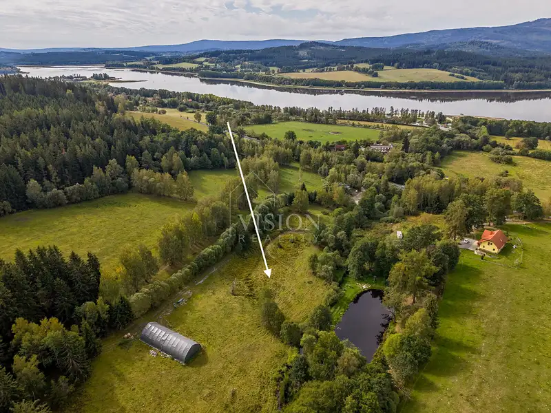 Prodej stavebního pozemku 926 m², Horní Planá – náhled fotky 1