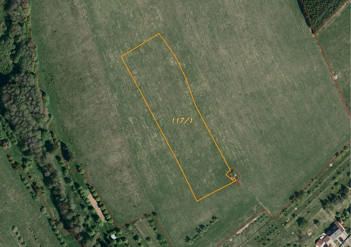 Prodej pole 8746 m²