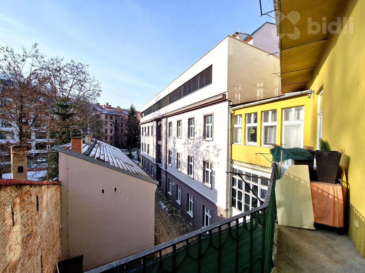 Pronájem bytu 2+kk 74 m²