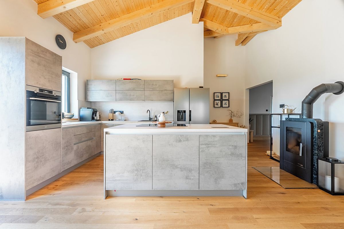 Prodej rodinného domu 165 m², pozemek 1560 m²