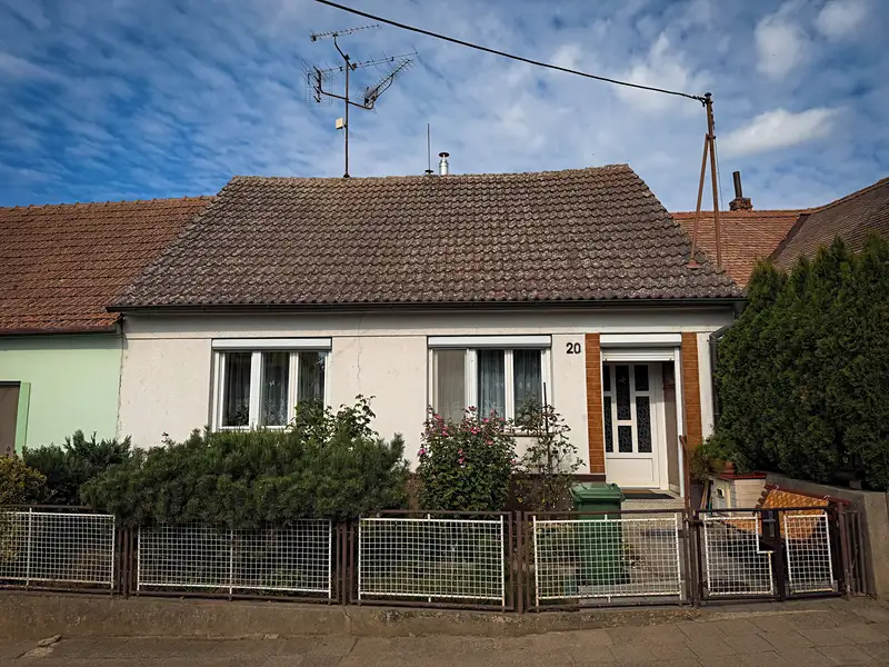 Prodej rodinného domu 80 m², pozemek 432 m², Miroslavské Knínice – náhled fotky 2