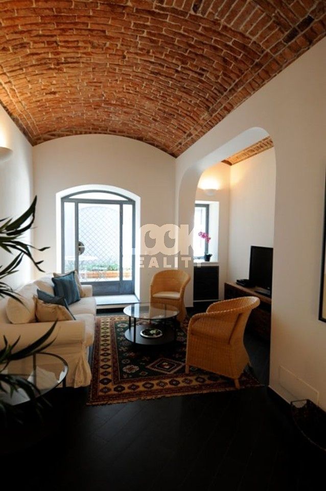 Pronájem bytu 3+1 134 m² – fotografie 2
