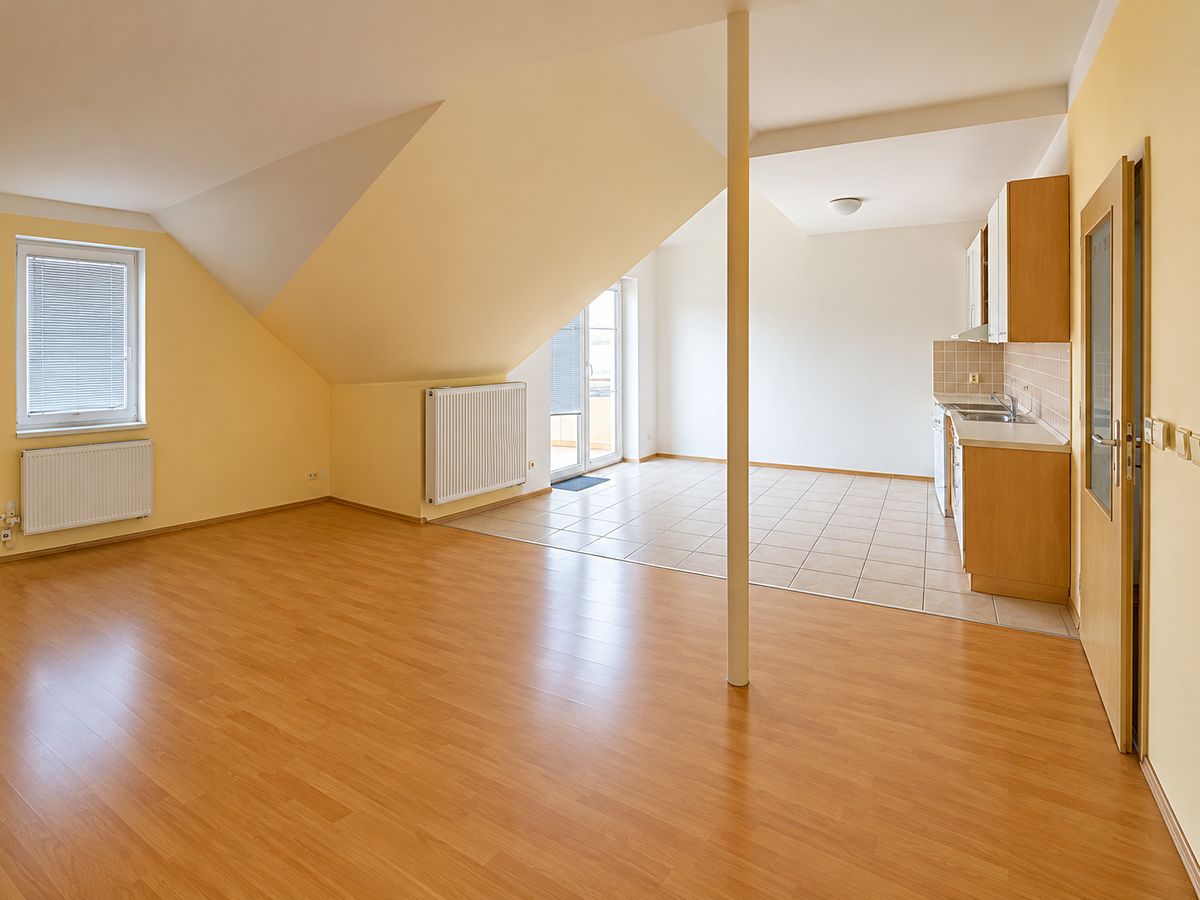 Pronájem bytu 3+kk 75 m²