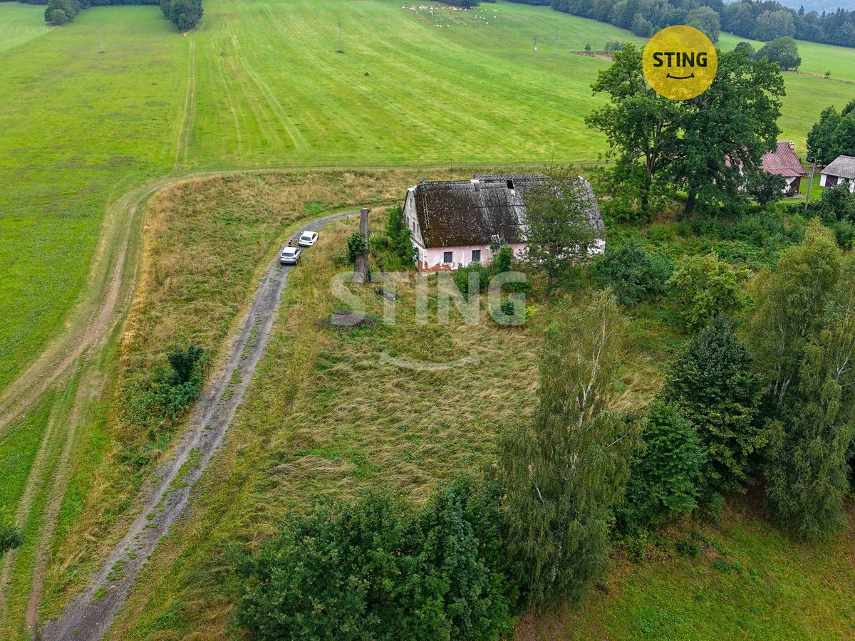 Prodej stavebního pozemku 1046 m²