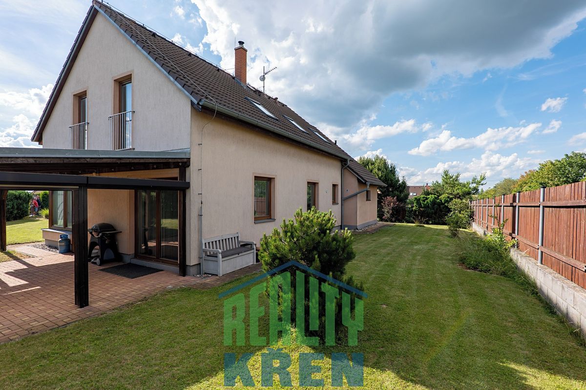 Prodej rodinného domu 151 m², pozemek 1144 m² – fotografie 4