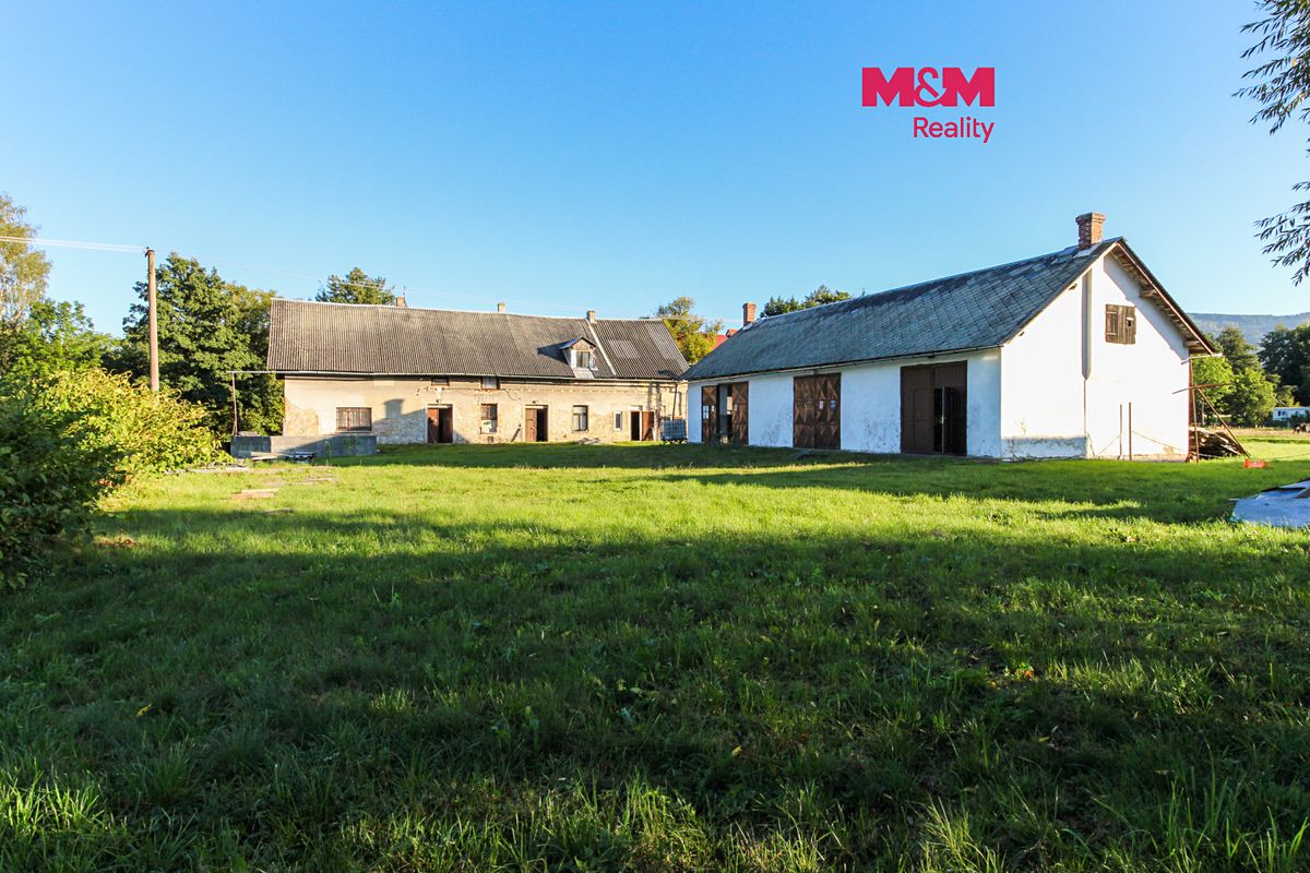 Prodej rodinného domu 291 m², pozemek 5169 m²