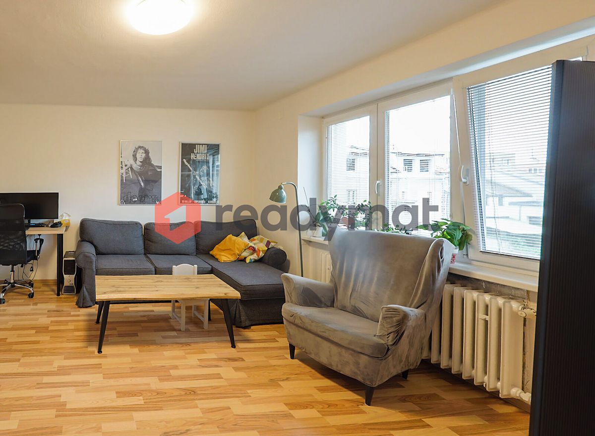 Pronájem bytu 3+1 70 m² – fotografie 2