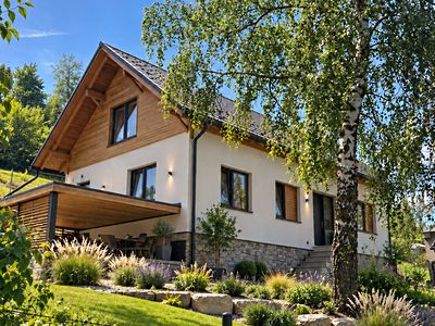 Prodej rodinného domu 176 m², pozemek 1379 m²