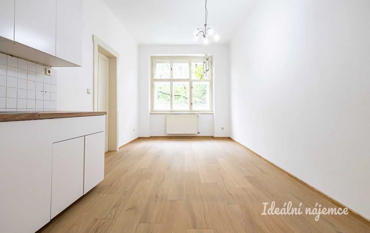 Pronájem bytu 2+kk 52 m² – fotografie 2