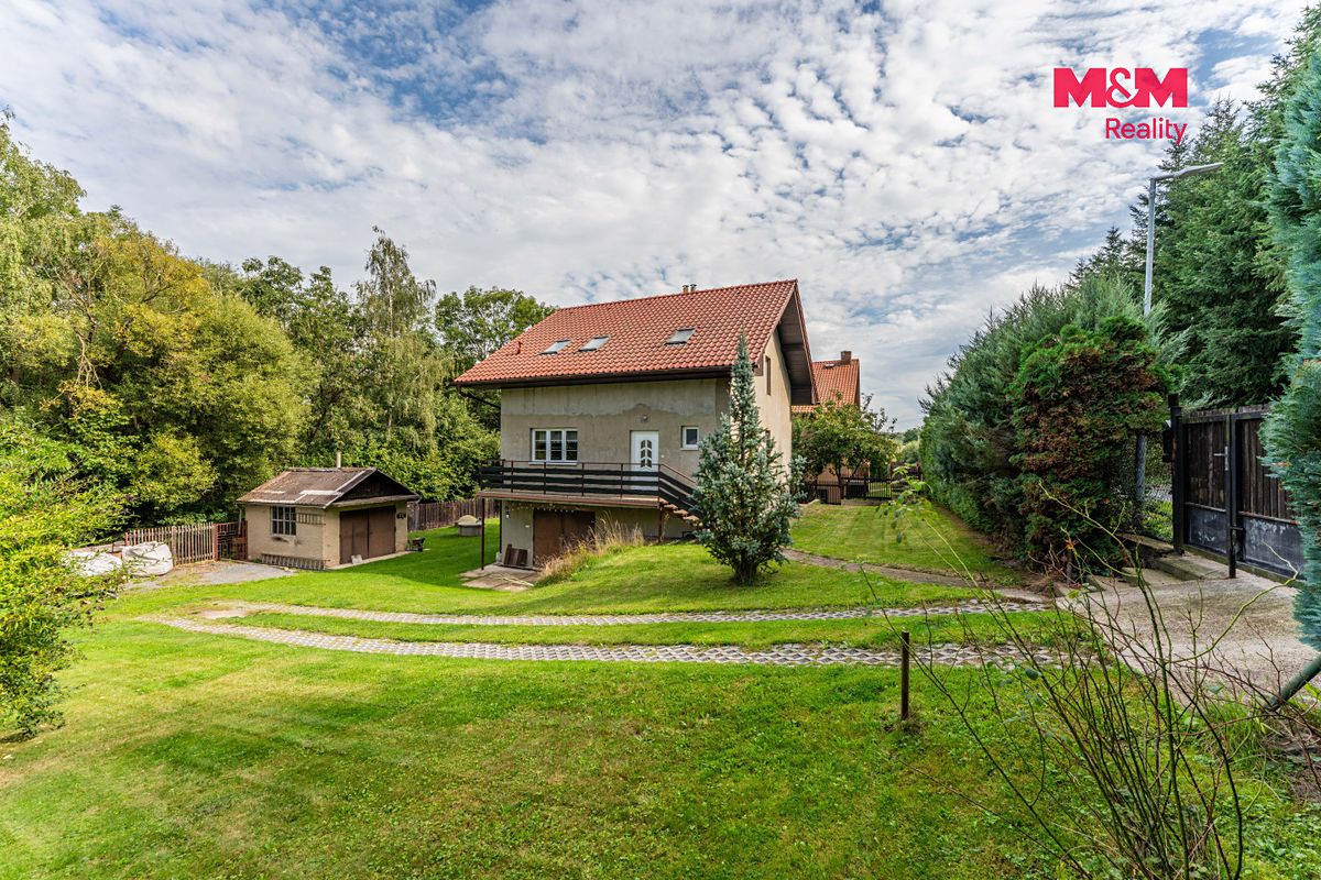 Prodej rodinného domu 129 m², pozemek 784 m² – fotografie 2