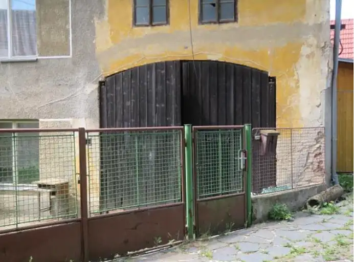 Dražba rodinného domu 158 m², pozemek 1307 m², Liběšice – náhled fotky 3