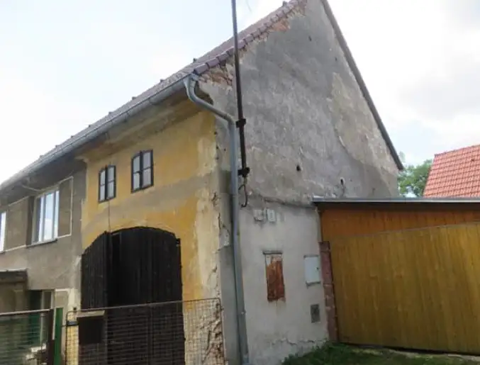 Dražba rodinného domu 158 m², pozemek 1307 m², Liběšice – náhled fotky 2