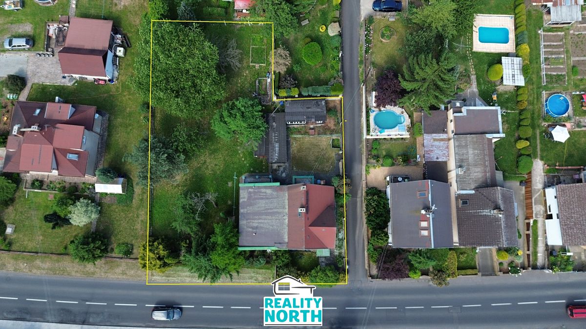 Prodej rodinného domu 218 m², pozemek 1155 m² – fotografie 3