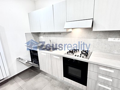 Pronájem bytu 1+1 32 m²