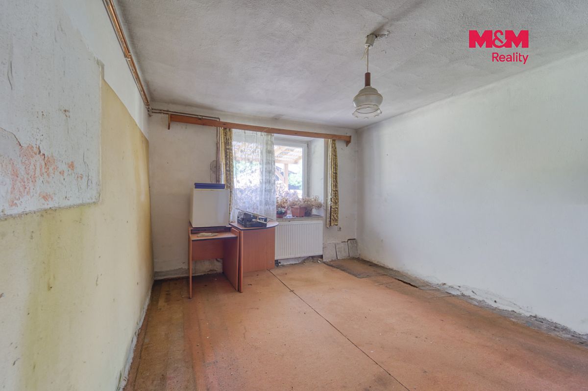 Prodej rodinného domu 181 m², pozemek 3933 m² – fotografie 4